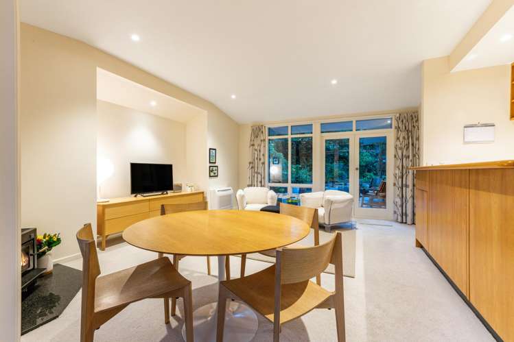 5 Christina Grove Normandale_14