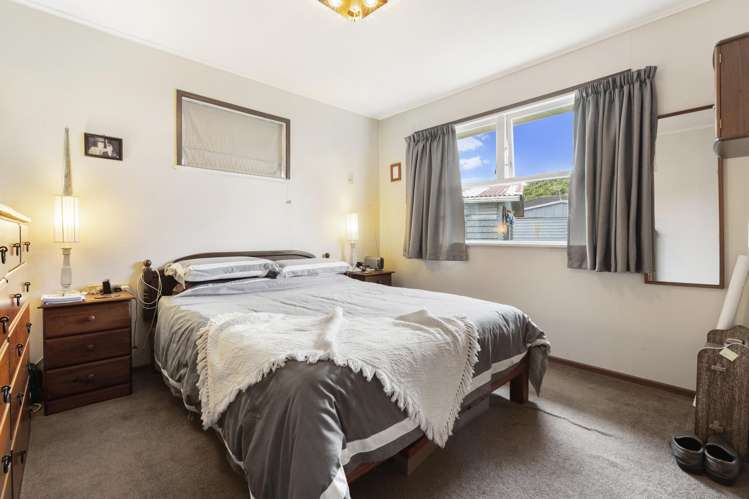 62 Wallace Road Mangere Bridge_11