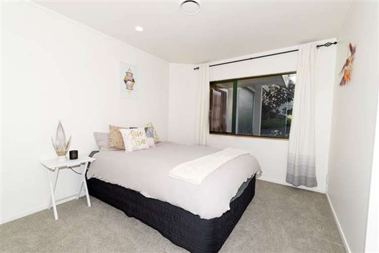 37a Amberley Avenue Te Atatu South_15