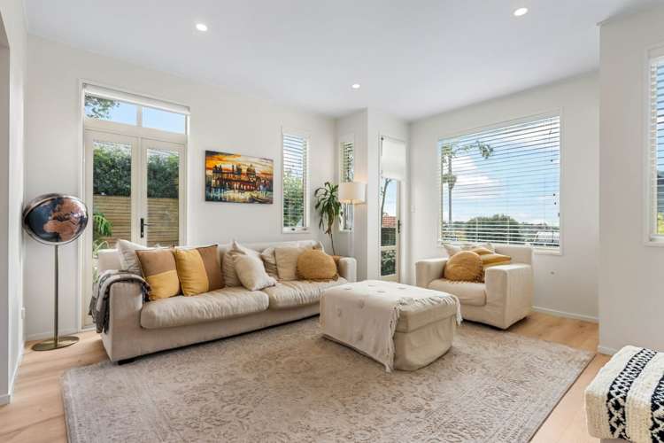 4/15 Godden Crescent Mission Bay_16