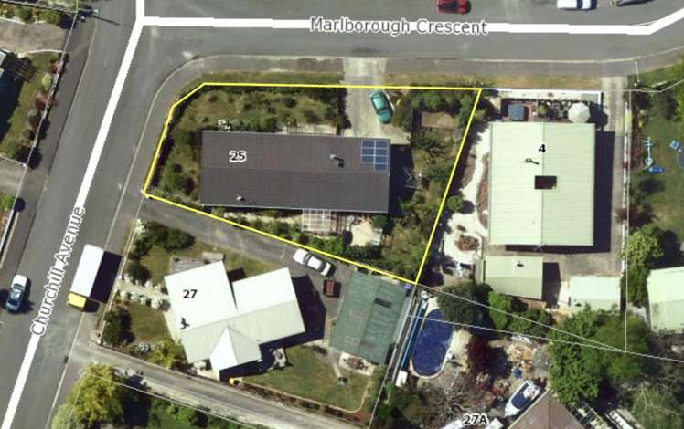 25 Churchill Avenue Richmond_34