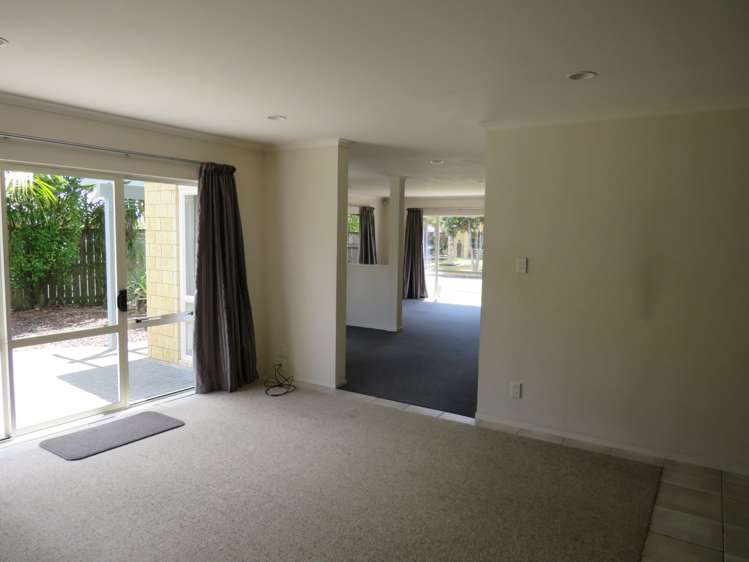 62 Blackwood Drive Wattle Downs_6