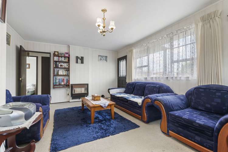 15b Sandalwood Drive Dinsdale_2