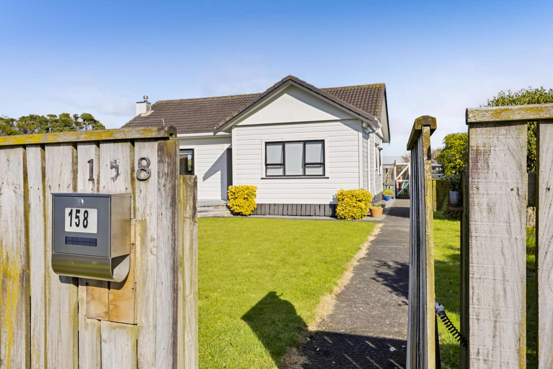 158 Tasman Street Opunake_0