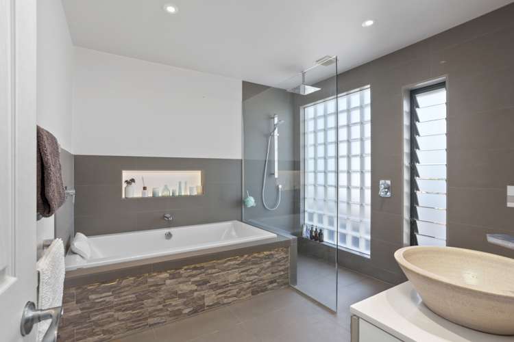 305 Sturges Road Henderson Valley_16