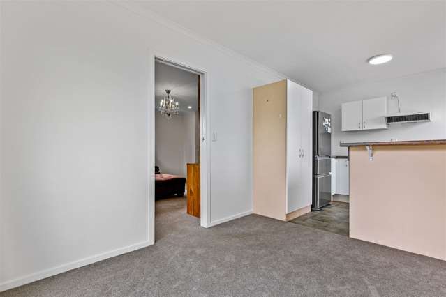 2/327 Main South Road Hornby_4