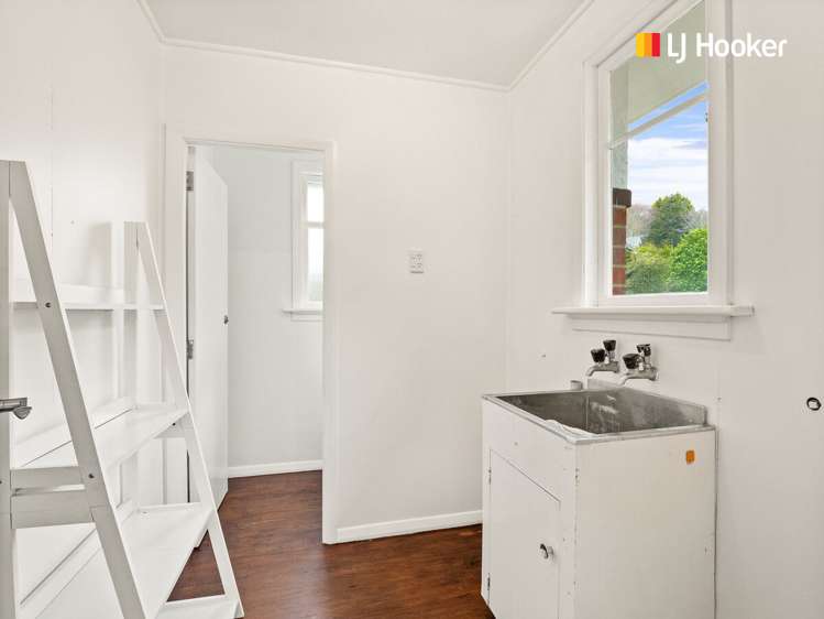 165 Easther Crescent Kew_15