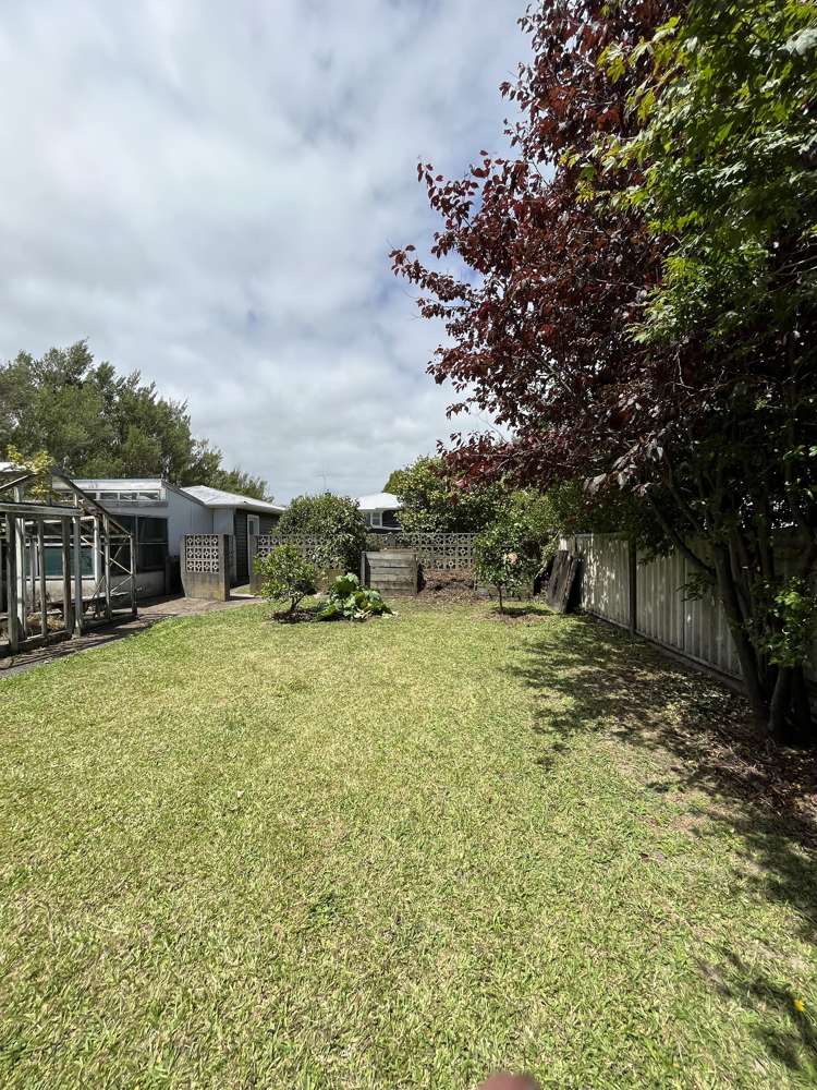 35 Aotaki Street Otaki_24