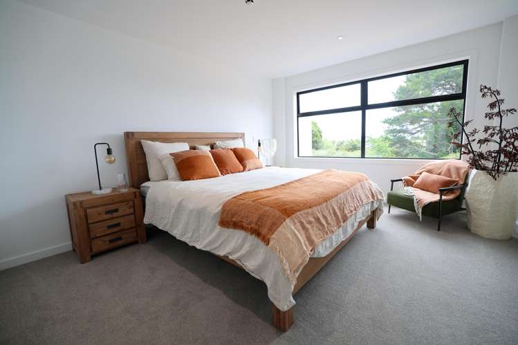 8/15 Keehan Drive Hilltop_11