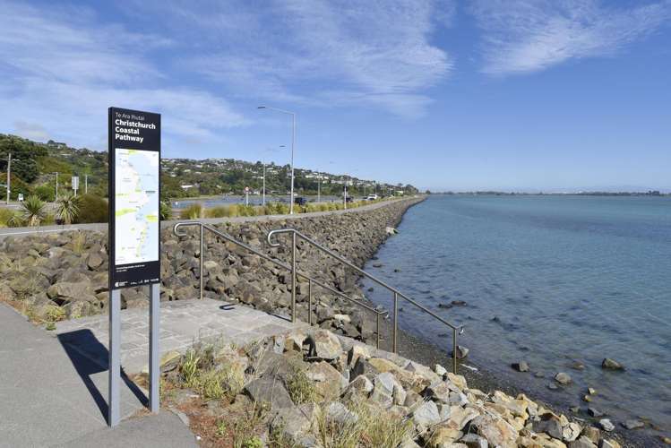 5 Main Road Redcliffs_21