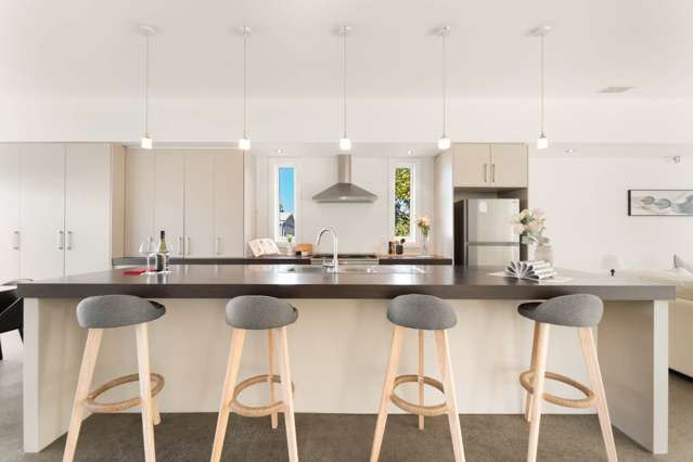 Rear Gem- Stunning home on 1,151m² & Triple Garage