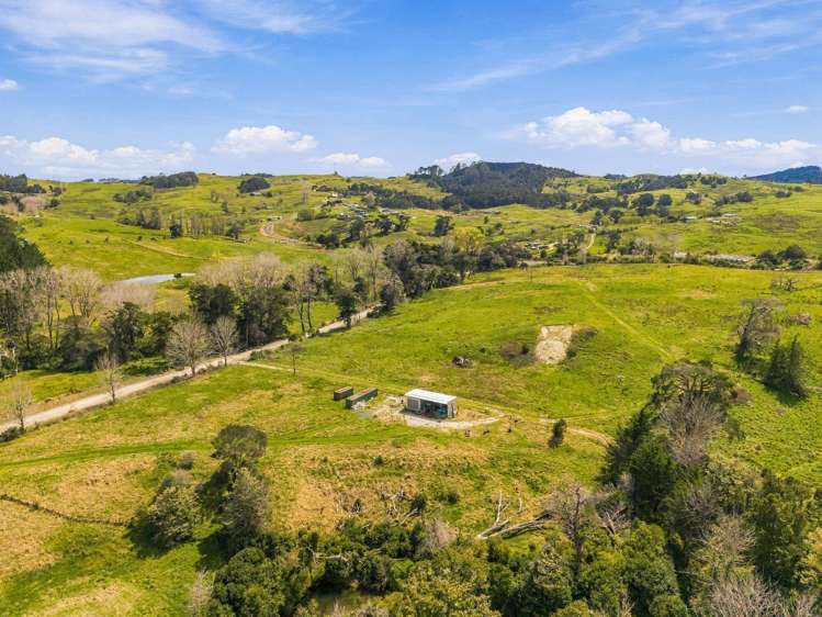 42 Ford Road Paparoa_13