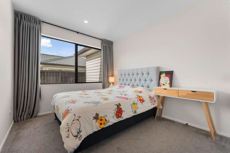 8 Kuinga Street Milldale_12