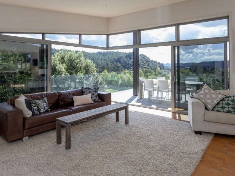 125 Chevron Crescent Whangamata_12