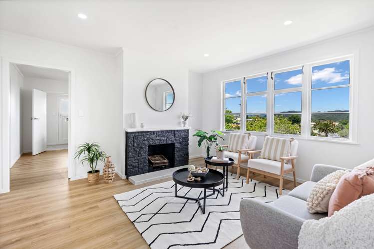 16 McMillan Avenue Te Kamo_17