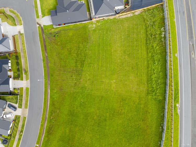 47 Whakaturou Crescent Pyes Pa_3