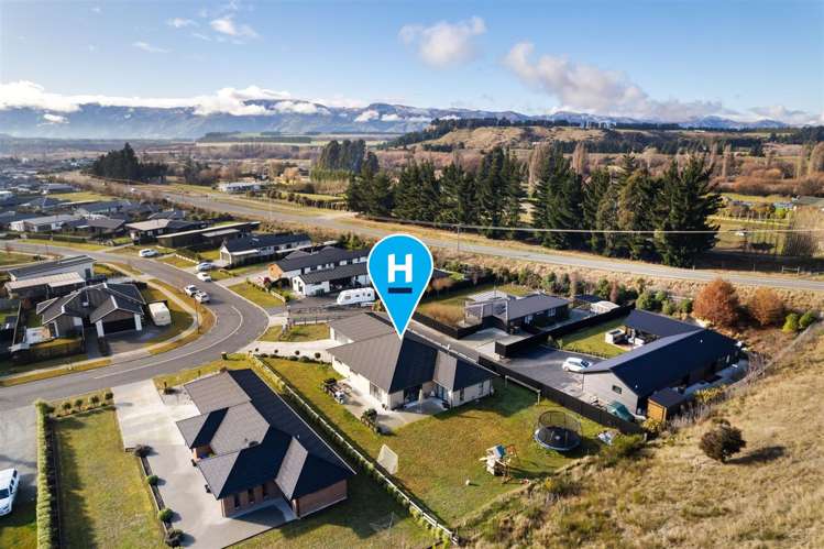 31 Kingfisher Crescent Albert Town_0