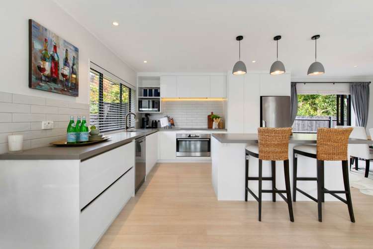 4 Riplington Road Huntington Park_6