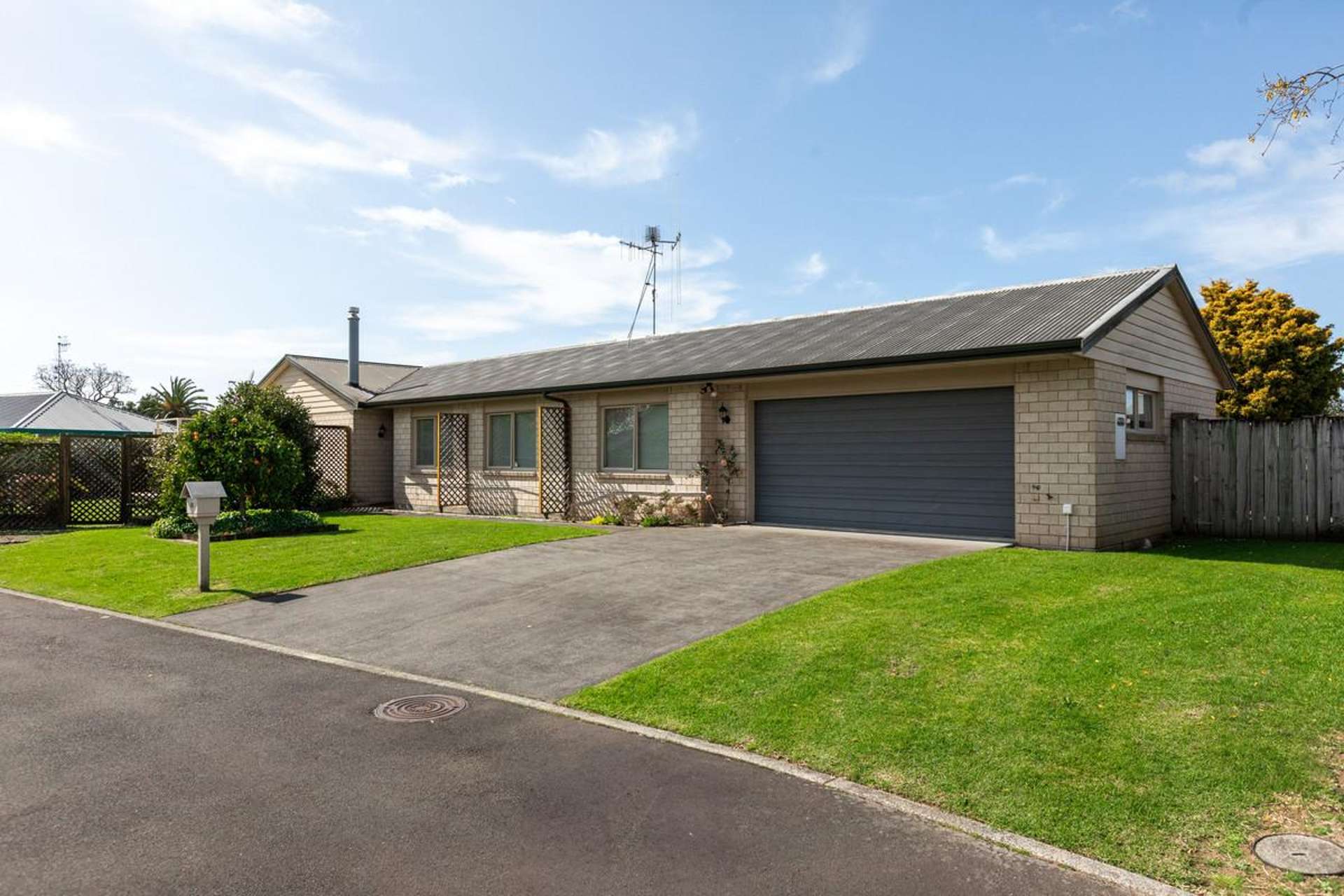 13 Grosvenor Place Katikati_0