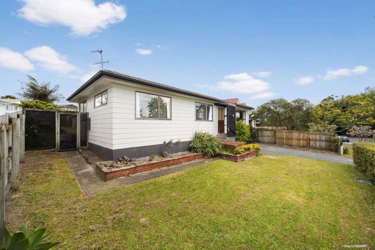 32 Granville Drive Massey_9