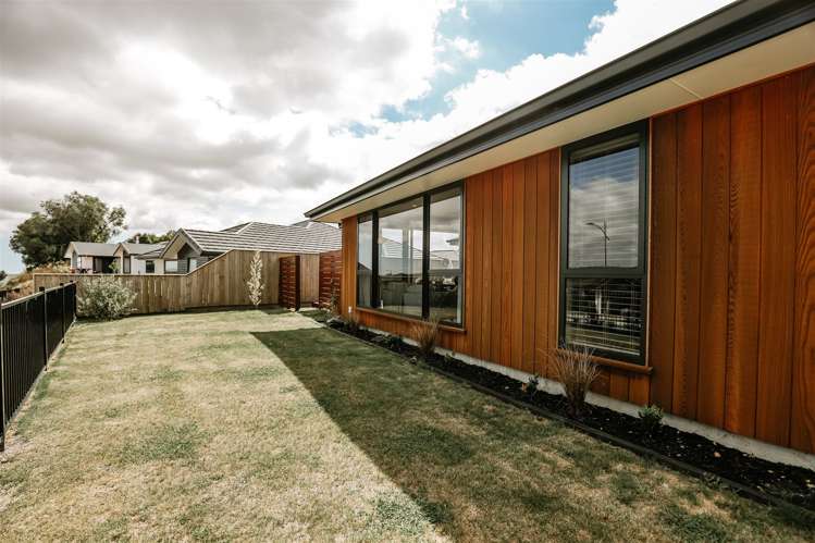 43 Katania Heights Brightwater_22