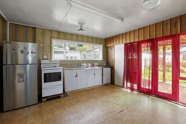 147 Wainuiomata Road Wainuiomata_1
