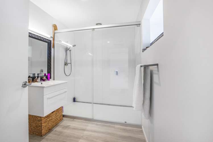 c/17 Esplanade Warrington_14