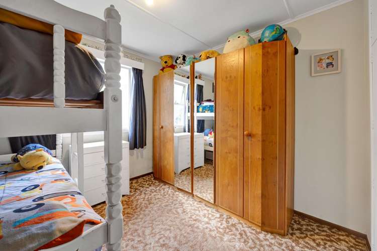 4 Kerry Lane Hawera_18