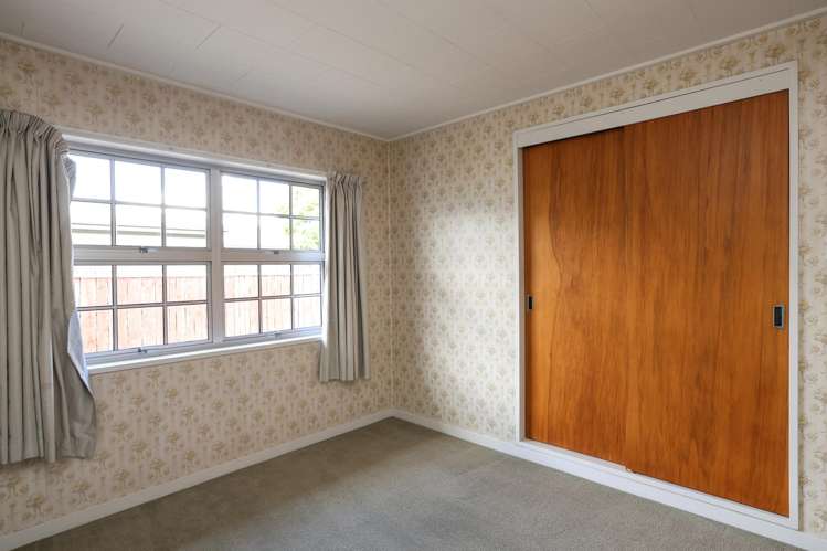 3/24 Middle Road Havelock North_11