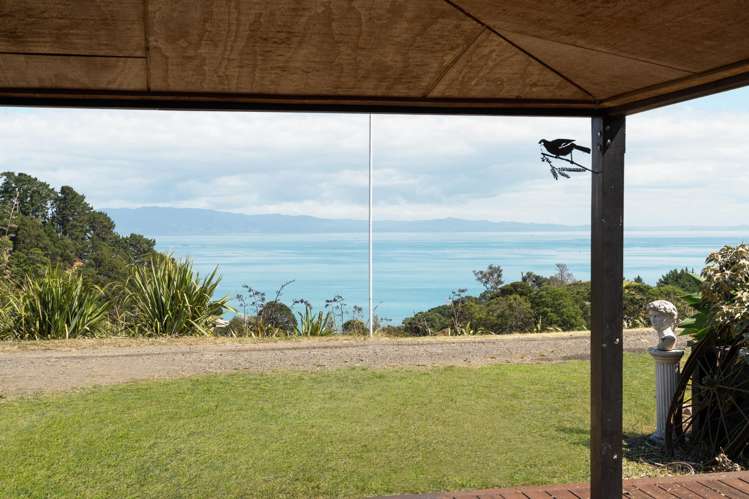 998 Thames Coast SH25 Road Thames_1