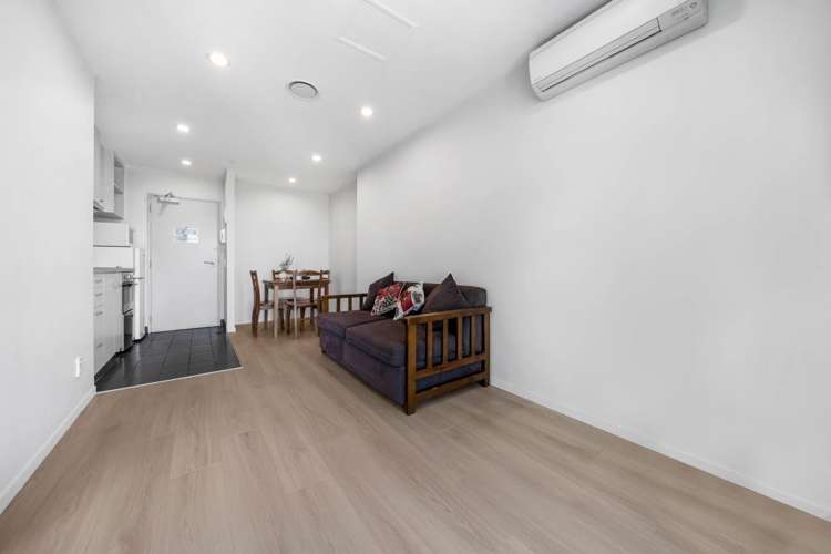 601/17 Amersham Way Manukau_13