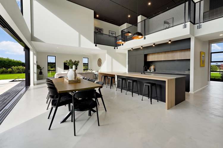 409 Grasslands Drive Cambridge_10