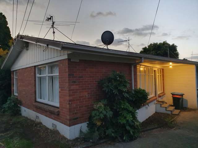 Sunny Unit - Unbeatable Location