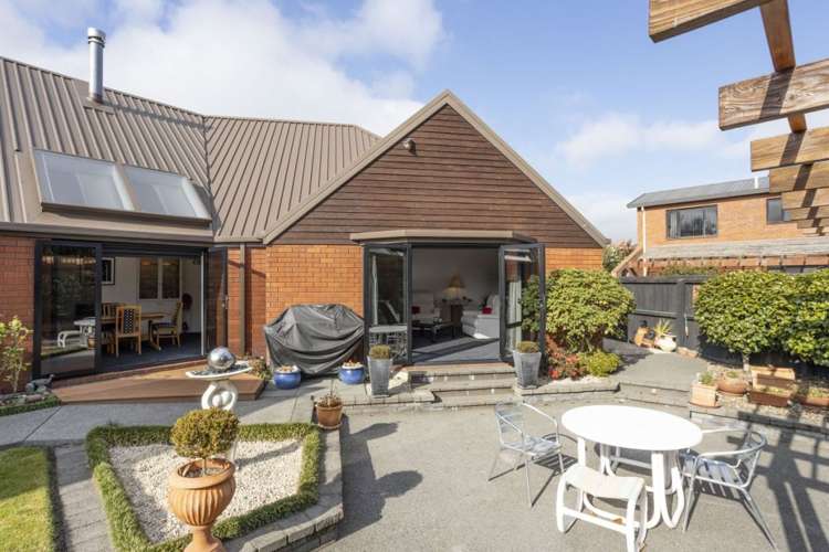 49 Oregon Place Burwood_23