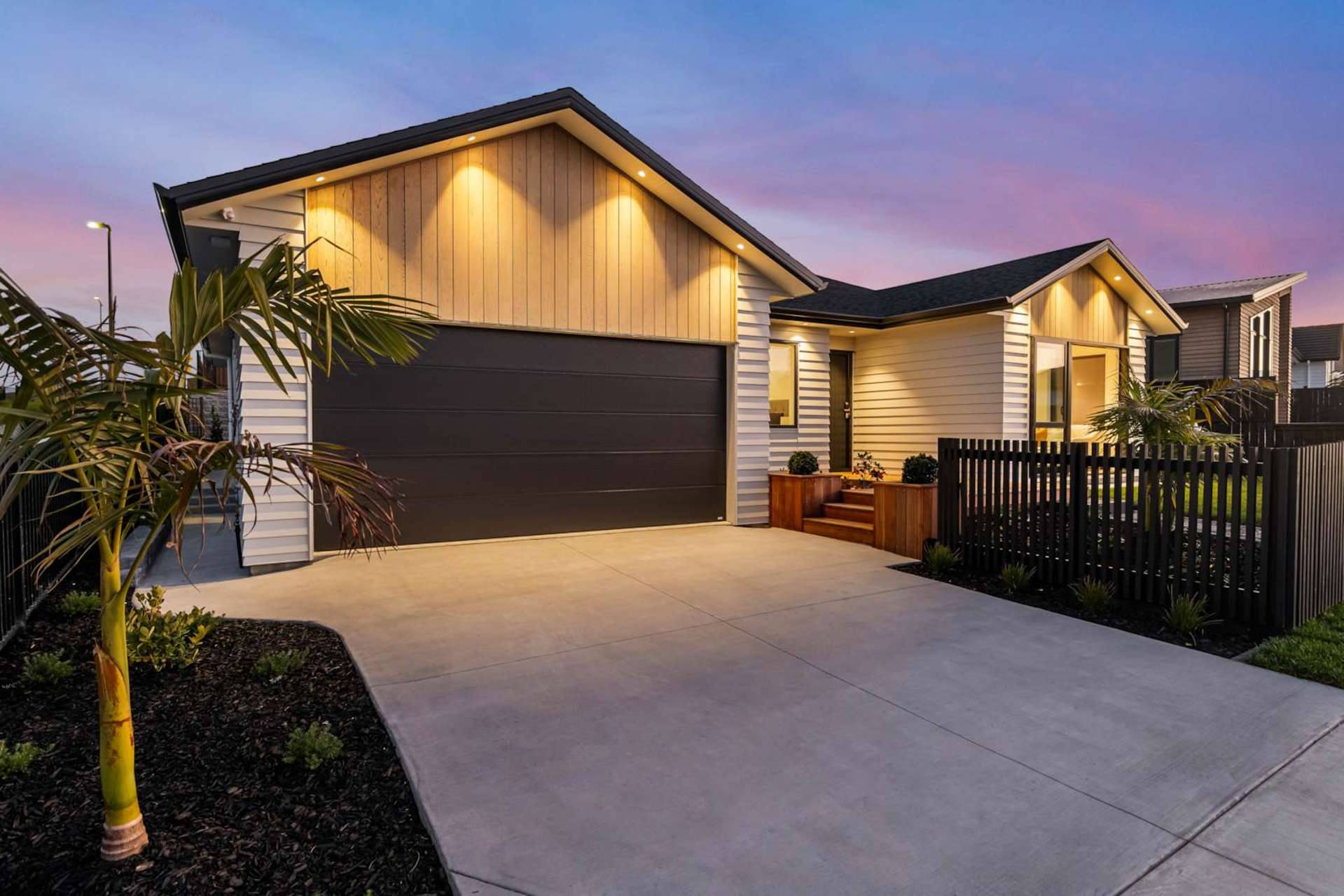 50 Tipu Crescent Wainui_0