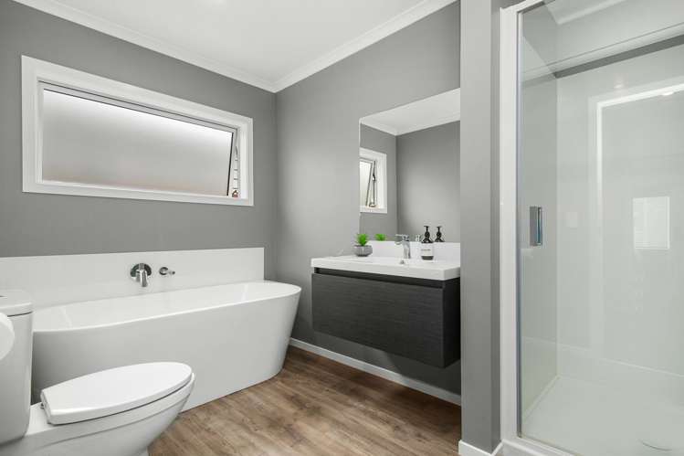 3 Takapo Grove Kelson_8