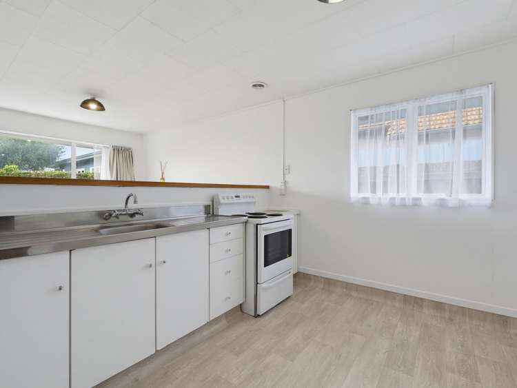 35B Seddon Street Glenholme_3