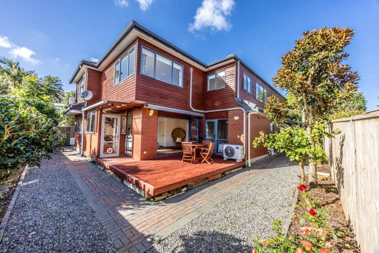 2D Korau Road Greenlane_1