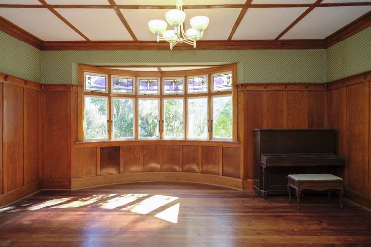 2 Maine Street Dannevirke_13