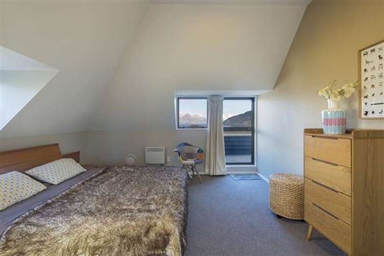 40 Suburb Street Queenstown_23