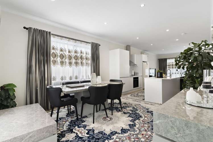 10 Grey Warbler Road_3