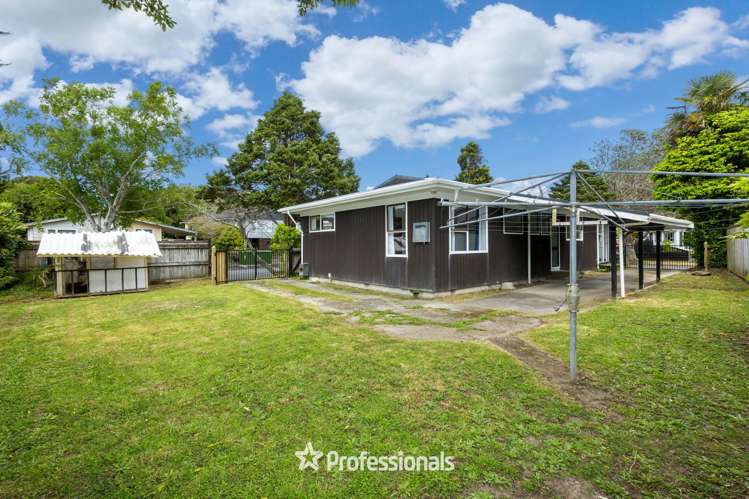 33 Larchmont Grove Totara Park_16