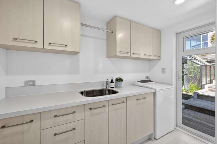 87 Glenstrae Road Redcliffs_35