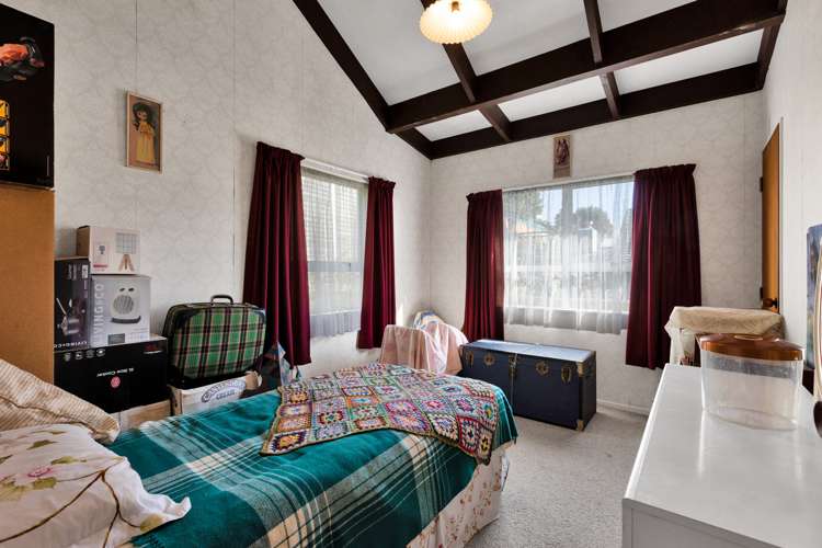 2/19 Kenmore Street Westown_17