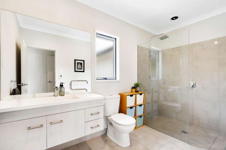 92 Eskridge Drive Bay View_14