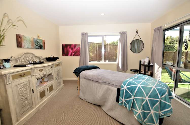 24 March Brown Place Nukuhau_16