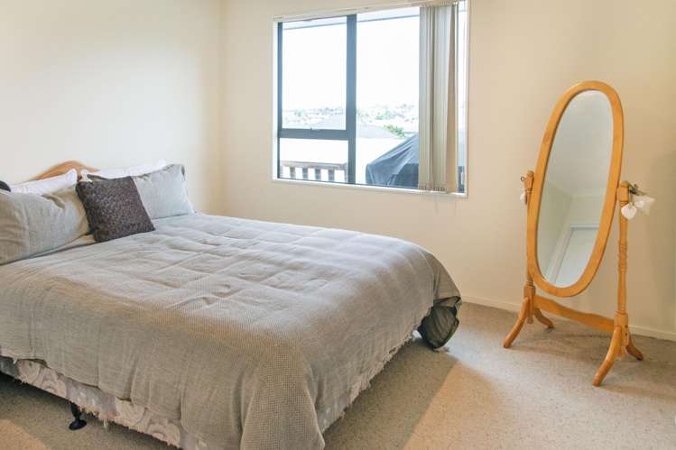 23 The Enclave Totara Heights_11