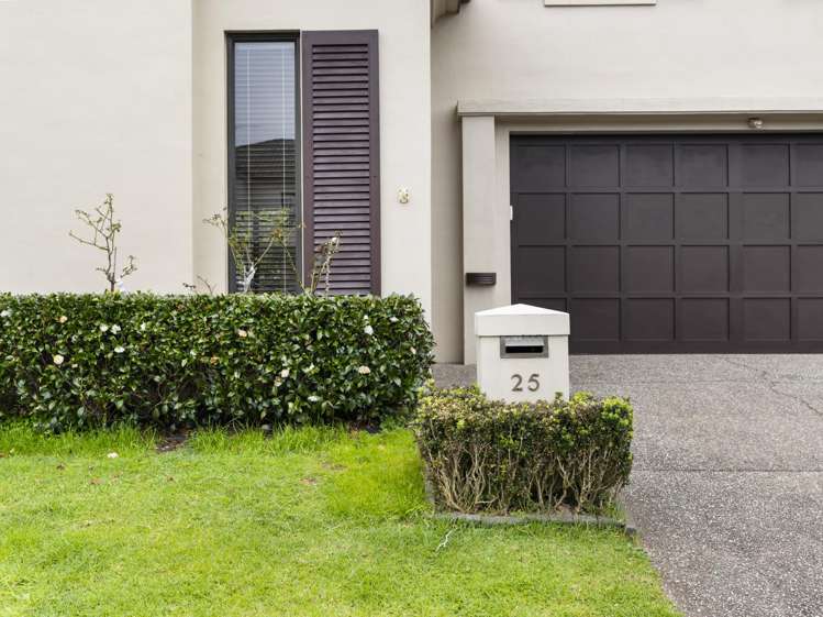 25 Bridgefield Crescent Flat Bush_22