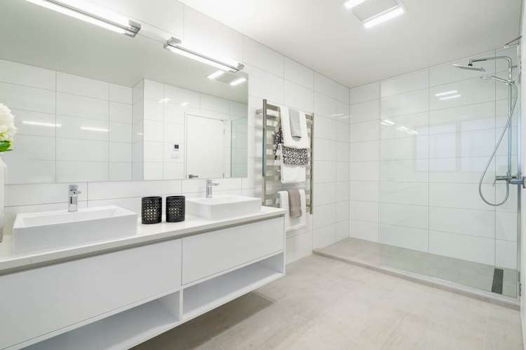 14 Hapukupuku Avenue Beachlands_21