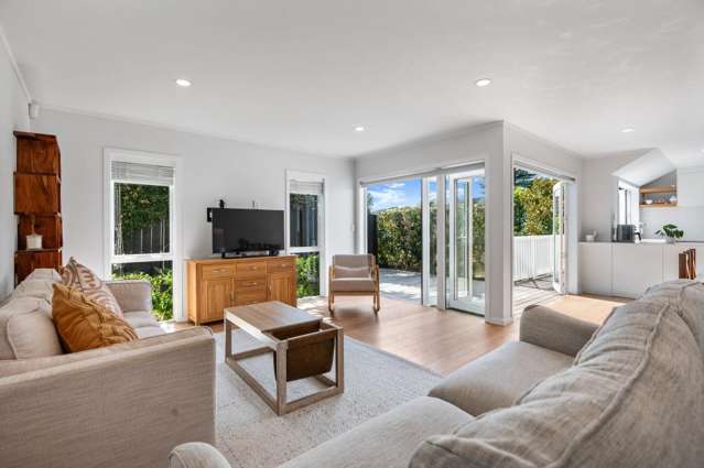 2/56 Rukutai Street 1743_1